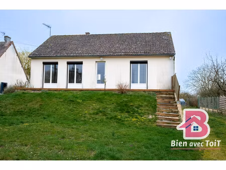 plain-pied lumineux avec grand jardin et sous-sol total