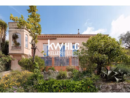 grasse hauteurs – maison bourgeoise  vue mer & potentiel