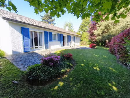 maison plaisir 6 pièce(s) 135 m2