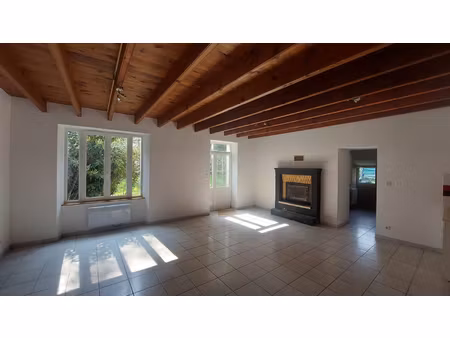 maison t3 67m² - vasles