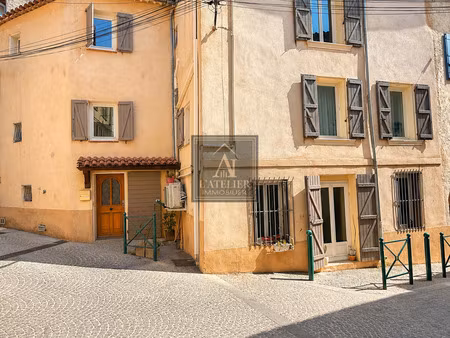 maison de village de 142 m2 avec de nombreuses chambres  cav