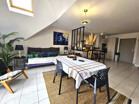 appartement traversant t3 75 m² - centre ville