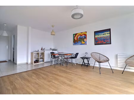 à vendre : appartement 2 pièces à ermont +cave + place de parking