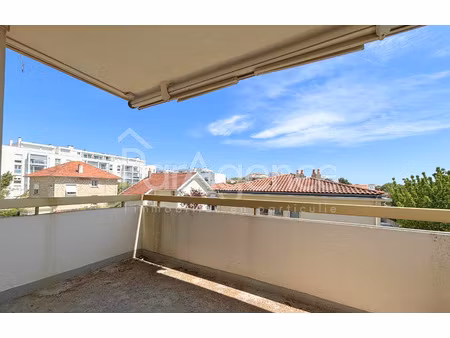 appartement t3 - royan marché central - ascenseur - garage