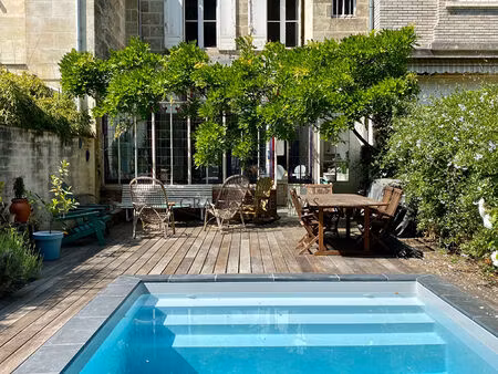 maison pierre avec jardin et piscine - proche barrière du médoc