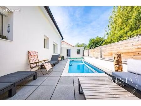 maison 5 pièces 135 m²