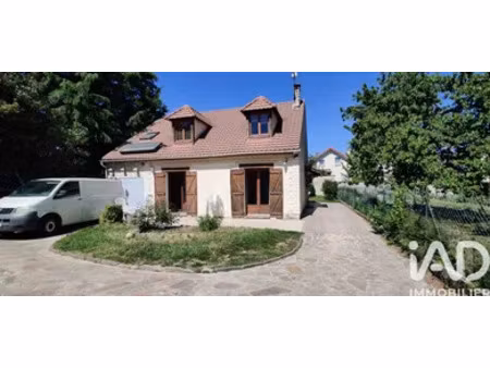 maison traditionnelle à neuilly-sur-marne (93330)