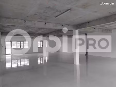 bureau 194 m²