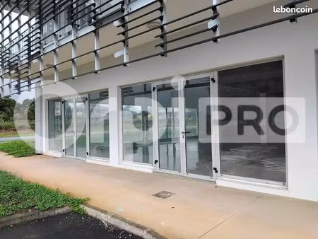 local commercial 194 m²