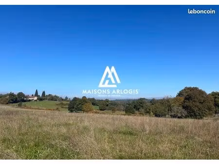 terrain 1 034 m² compreignac