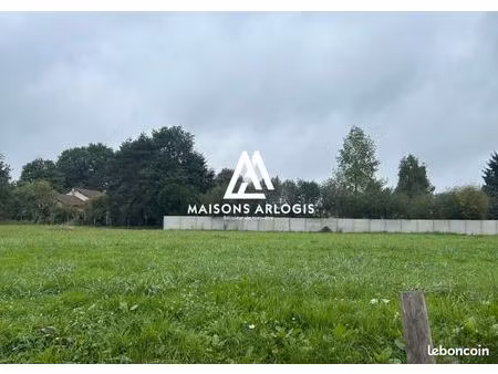 terrain 1 047 m² panazol
