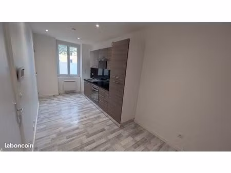 appartement 2 pièces 24m² hyper centre tarare