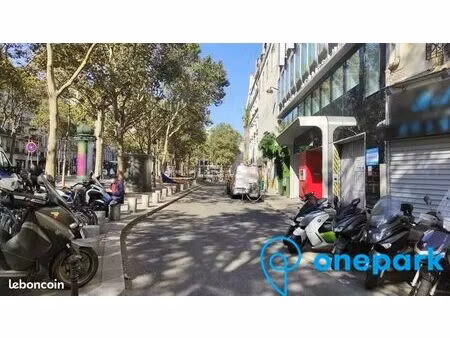 parking/box 12 m² paris 10