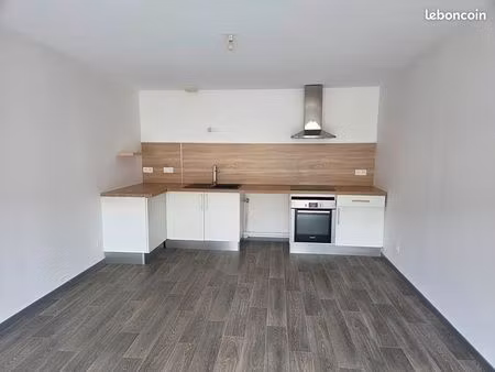 appartement 3 pièces 82 m²