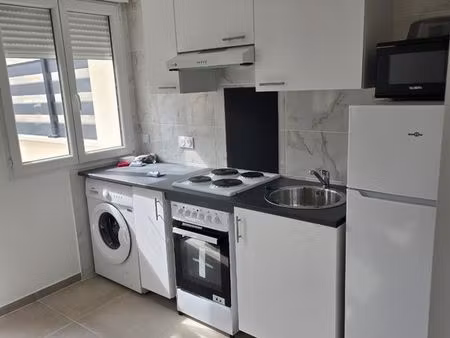 2 pièces entièrement meublé et refait à neuf
