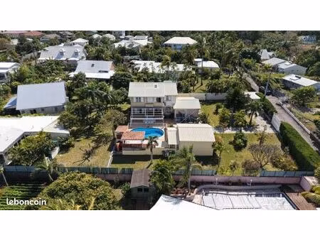 propriété 5 pièces 135 m²