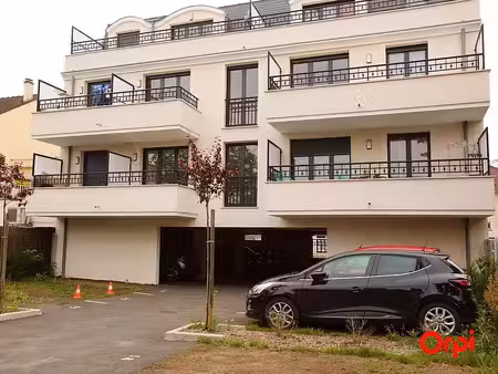 location parking ste genevieve des bois 91700