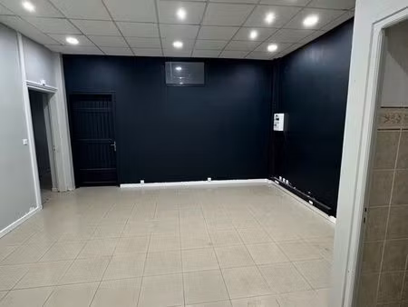 local commercial