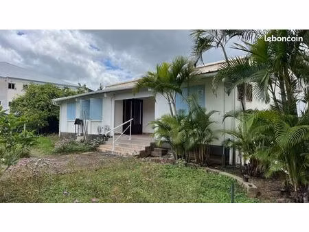 villa 7 pièces 132 m²