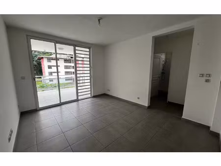 appartement cayenne 62 m² t-3 à vendre  135 000 €