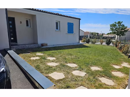 location maison  80 m² t-3 à saint-hilaire-de-villefranche  840 €