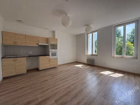 agen - appartement t2 à louer de 37 m²