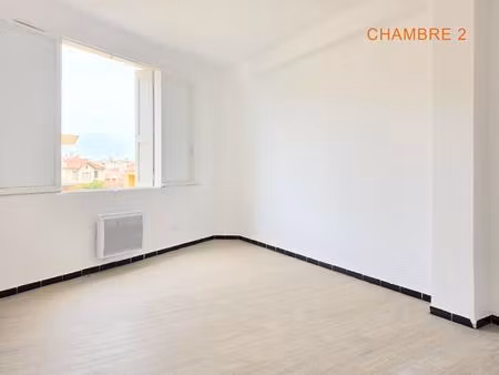appartement t3 de 70m2 avec balcon filant - emplacement stratégique