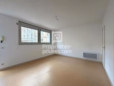 t2 + local à vendre quartier des prébendes à tours idéal investisseur