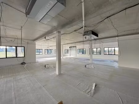 location bureaux 99 m² à 357 m²