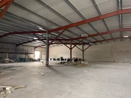 location entrepôt gignac-la-nerthe 13180 3237m²