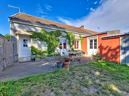 vente maison à doué-en-anjou (49700) : à vendre / 82m² doué-en-anjou