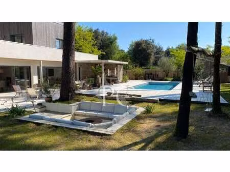 vente maison piscine à jard-sur-mer (85520) : à vendre piscine / 240m² jard-sur-mer