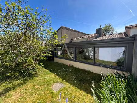 vente maison à la roche-sur-yon la grimaudière (85000) : à vendre / 94m² la roche-sur-yon 