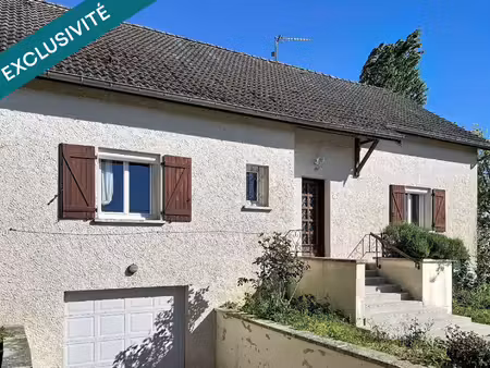 pavillon familial f6 au calme sans voisin direct.