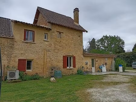 belle maison en pierre