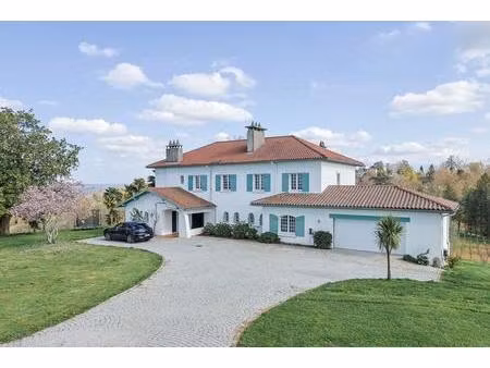 propriété sur les coteaux de jurançon