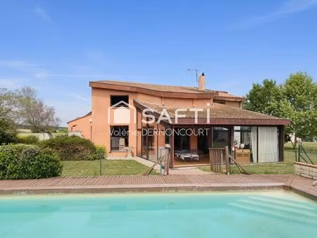 maison d'architecte proche des axes routiers