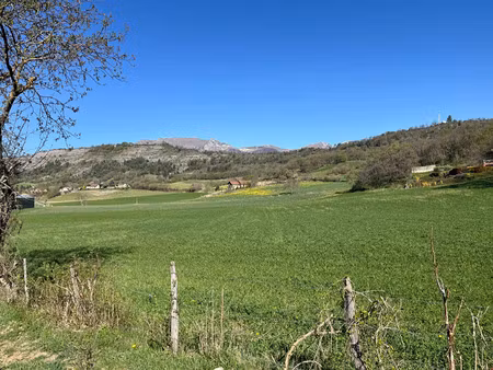 terrain gap 742 m2