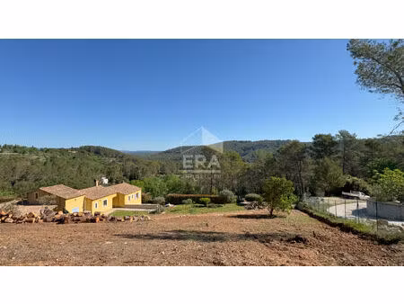 terrain taradeau 2030 m2
