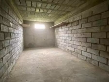 location garage box et parking à saint-brieuc (22000) : à louer / 15m² saint-brieuc