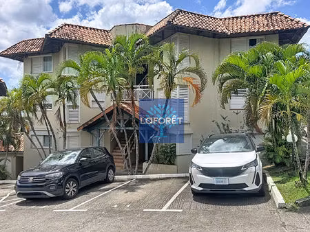 a louer : appartement t4 meublée vue mer à schoelcher