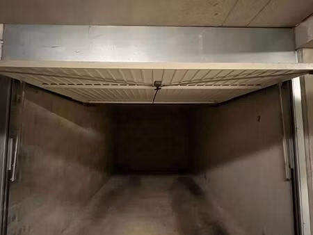 parking extérieur