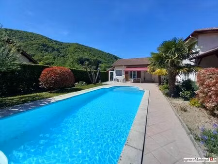 maison de 5 pièces de luxe en vente à voiron  france