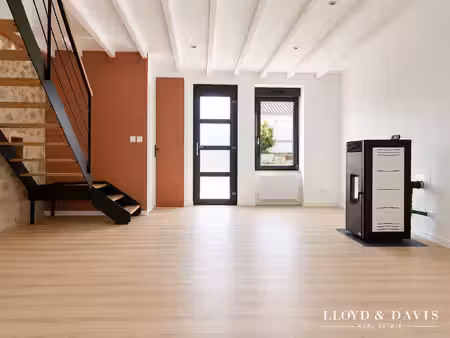 maison rénovée sans travaux  3 pièces — saint-martin-des-ti