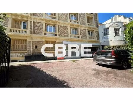 location bureau nice 157 m²