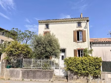 maison de village avec piscine  jardin et annexe indépendante