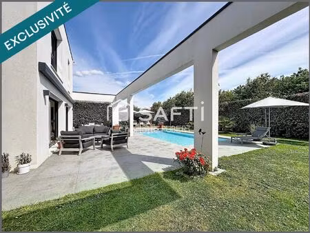 maison contemporaine avec des prestations haut de gamme.
