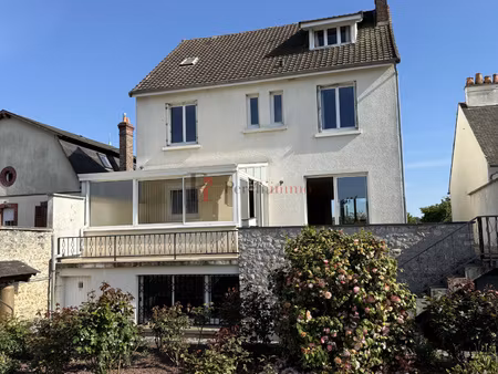 maison 4 chambres avec espaces amenageables 1000m2 tous comm