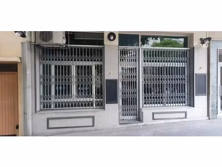 location commerce nice 06000 42m²