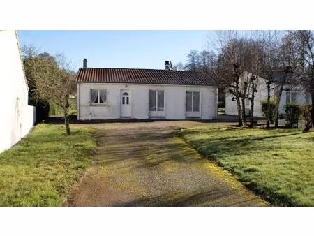 maison plain pied - 3 chambres - double garage
